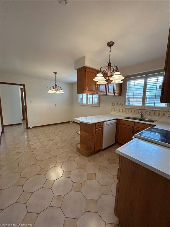 85 Downsview Avenue Property Photo 8