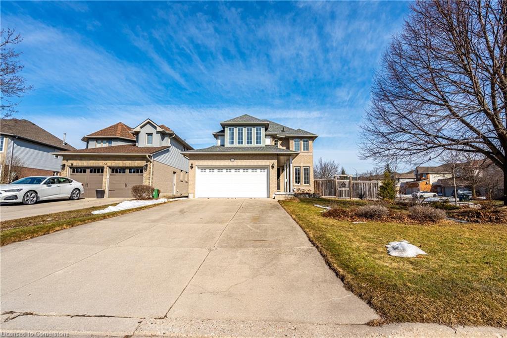 22 Bridgeport Crescent Property Photo