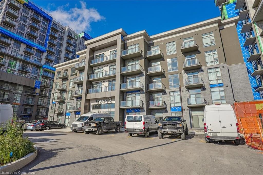815-460 Dundas Street E Property Photo