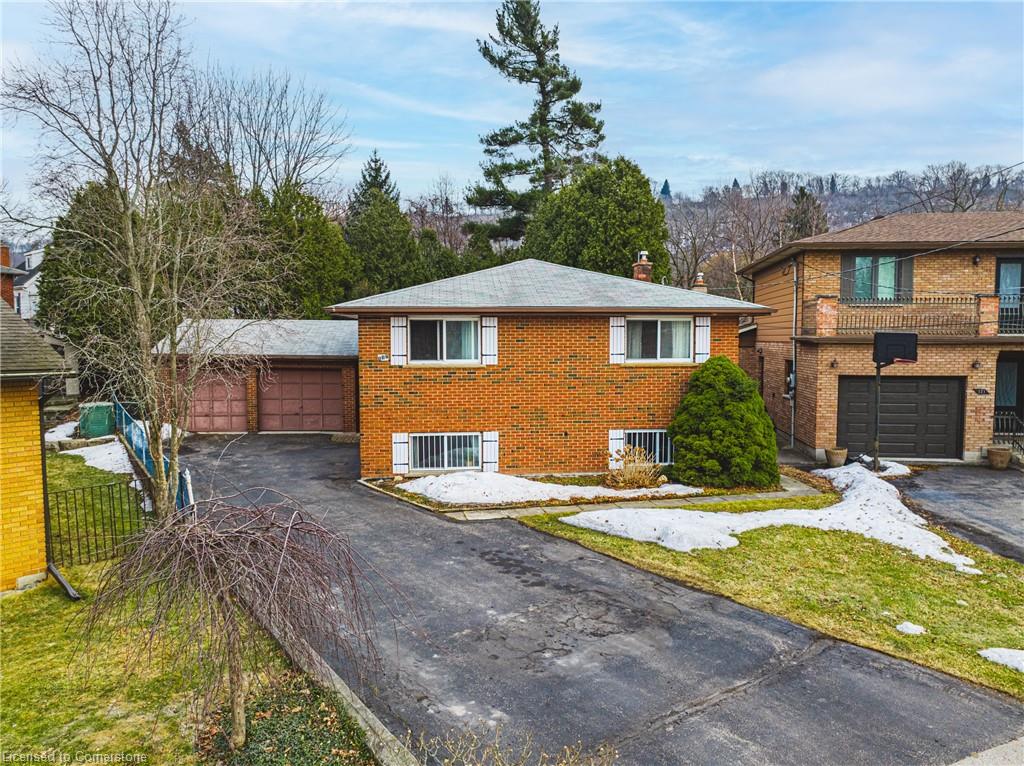 117 Iona Avenue Property Photo 1