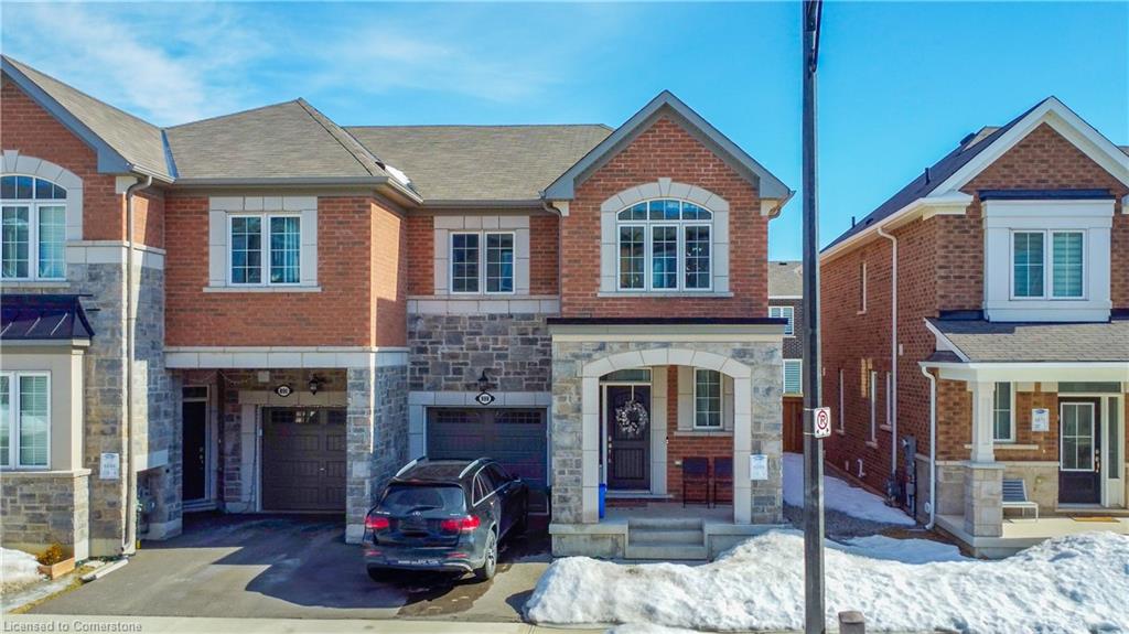 888 Sumac Crescent Property Photo
