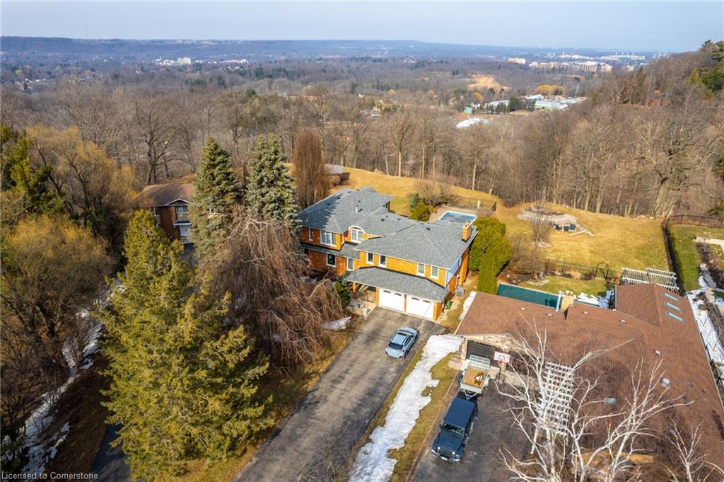 887 Montgomery Drive Property Photo