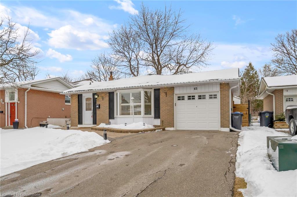 63 Lockton Crescent Property Photo 1