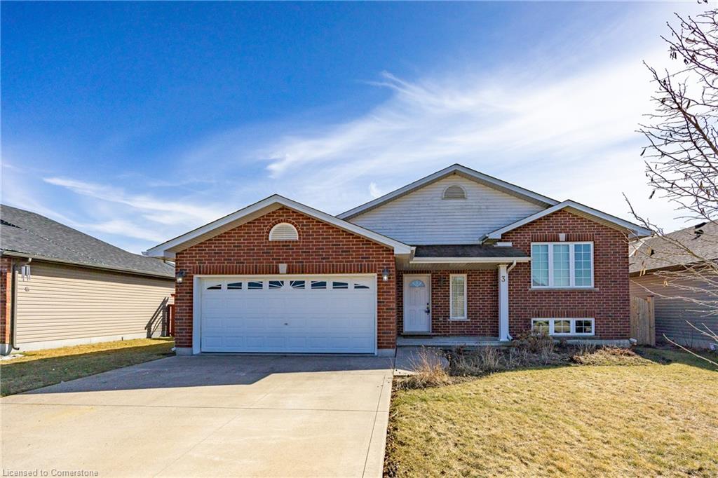 3 Helen Drive E Property Photo