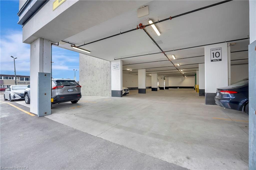 112-7 Erie Avenue Property Photo 16