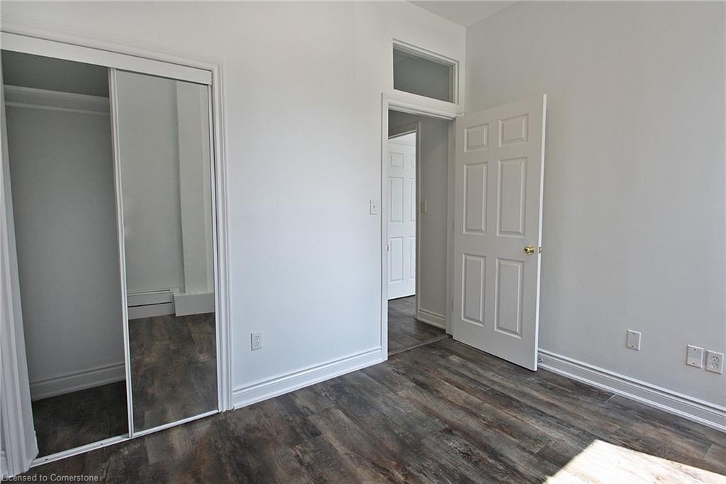 590 Main Street E Property Photo 16