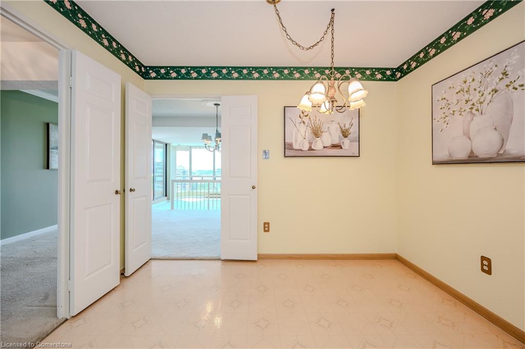 1705-2180 Marine Drive Property Photo 14