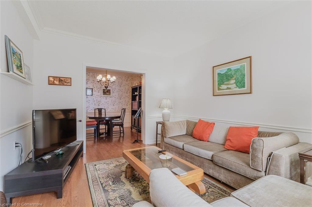 2-2407 Woodward Avenue Property Photo 11