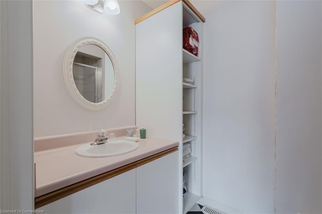 2-2407 Woodward Avenue Property Photo 26