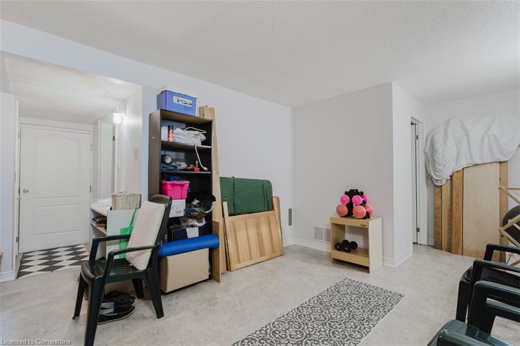 2-2407 Woodward Avenue Property Photo 29