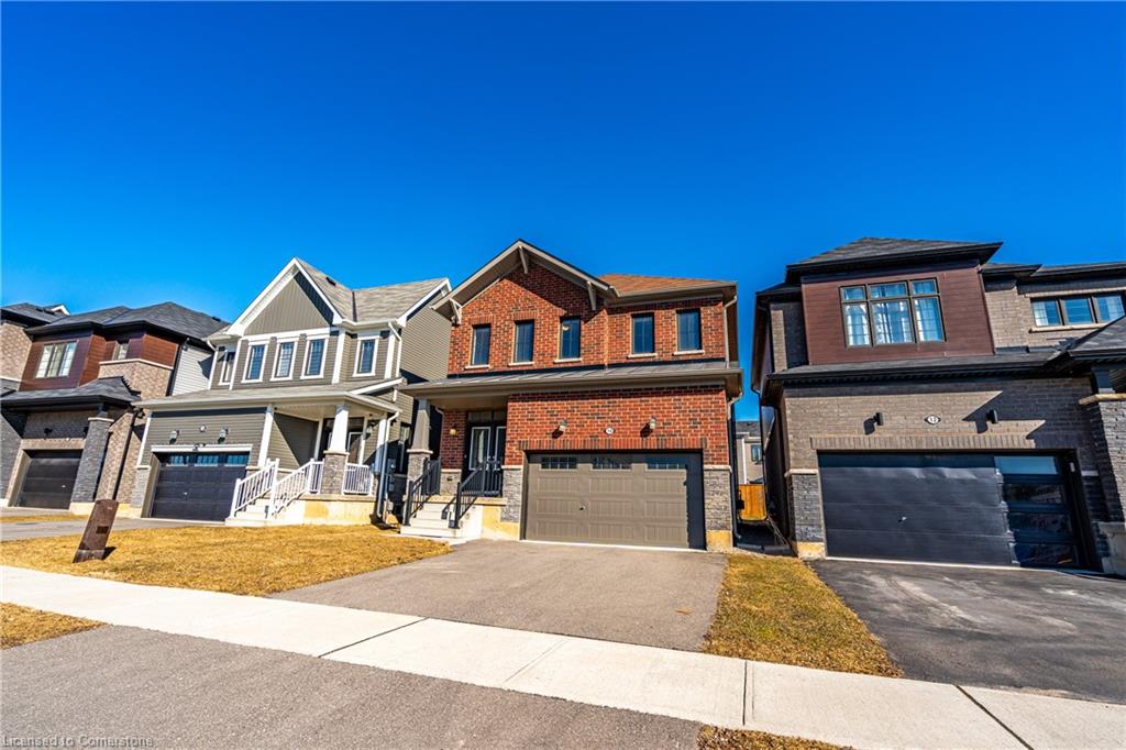 14 Whithorn Crescent Property Photo 2