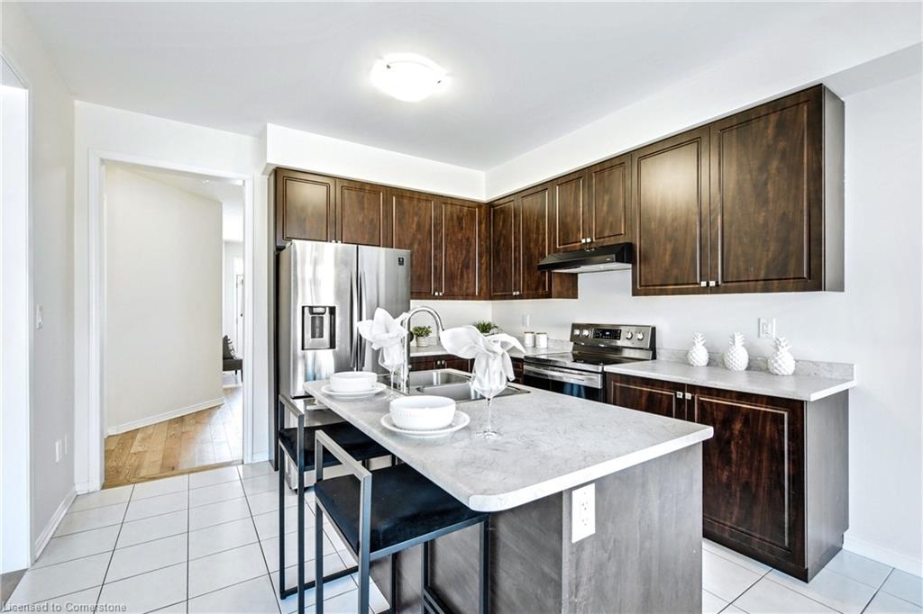 14 Whithorn Crescent Property Photo 13