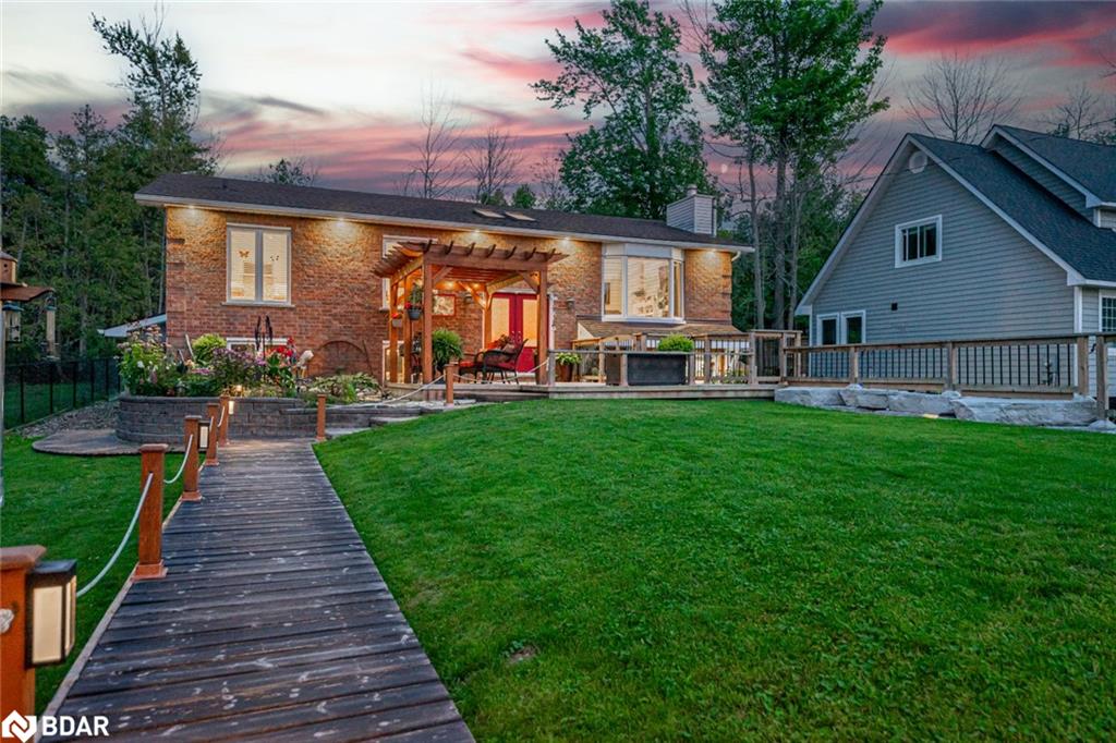 99 King Road Property Photo