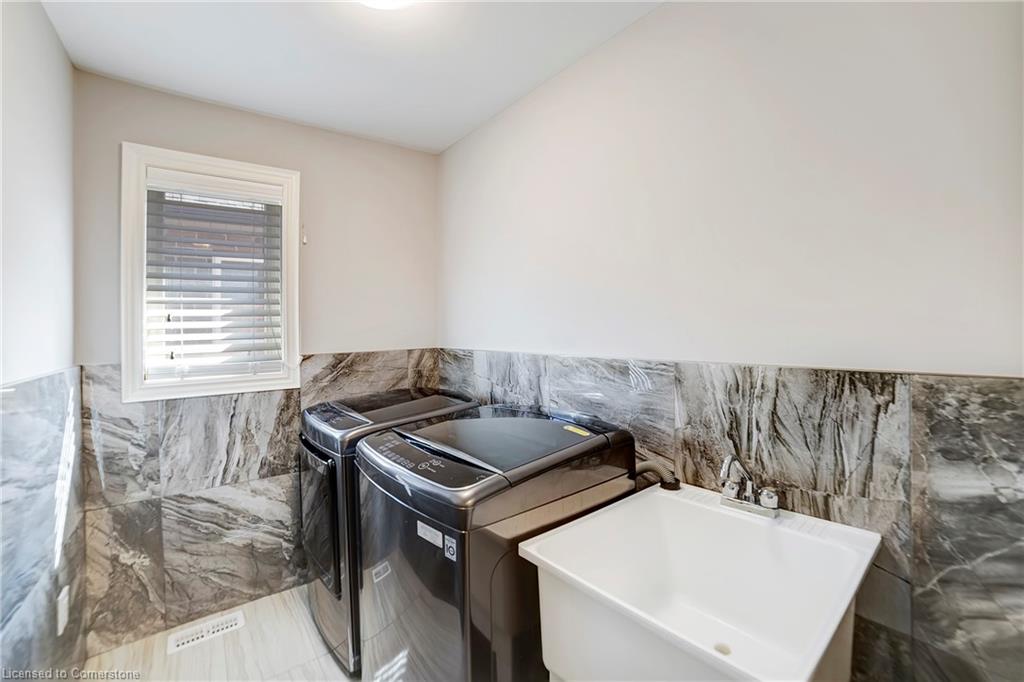 111 Vineberg Drive Property Photo 39