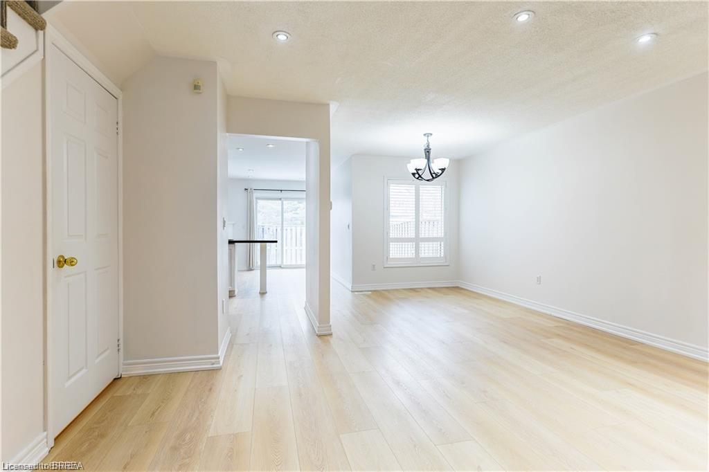 38-2871 Darien Road Property Photo 4