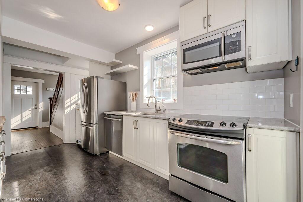54 Eramosa Road Property Photo