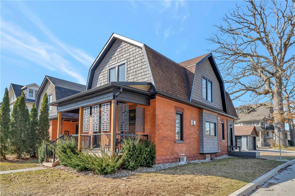 74 Lynnwood Avenue Property Photo 2