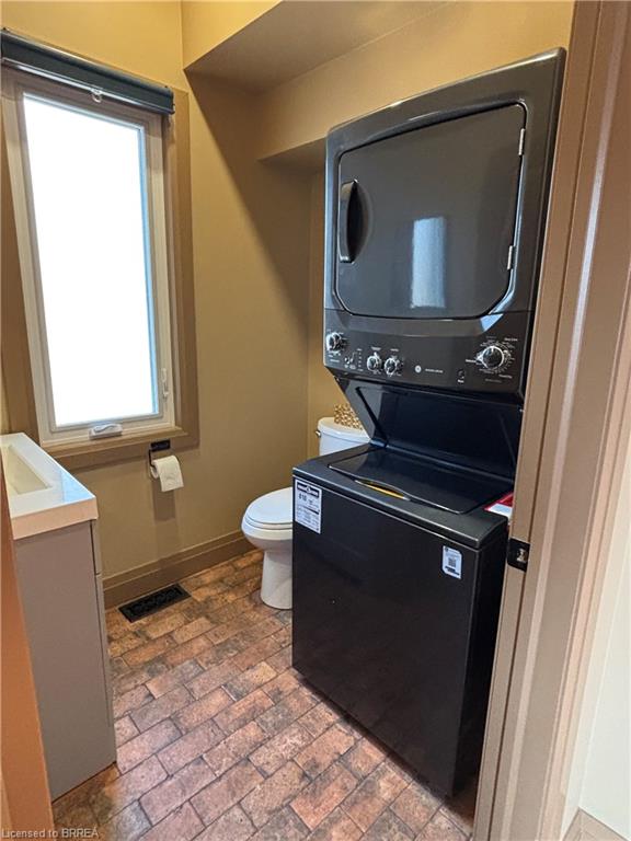 74 Lynnwood Avenue Property Photo 21