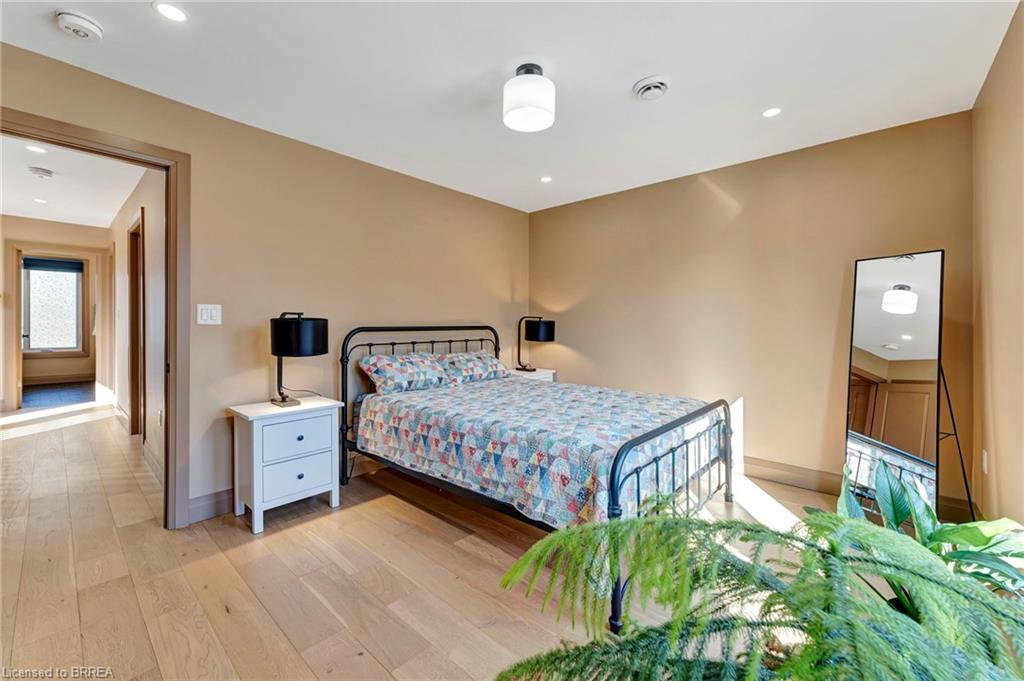 74 Lynnwood Avenue Property Photo 24