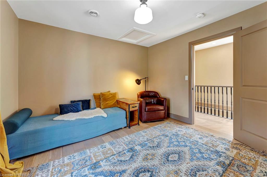 74 Lynnwood Avenue Property Photo 27