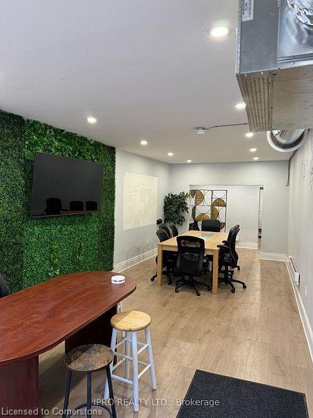 15 Ainslie Street N Property Photo 3