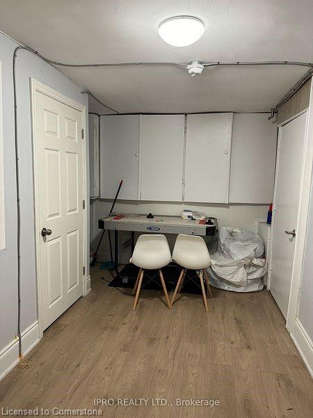 15 Ainslie Street N Property Photo 4