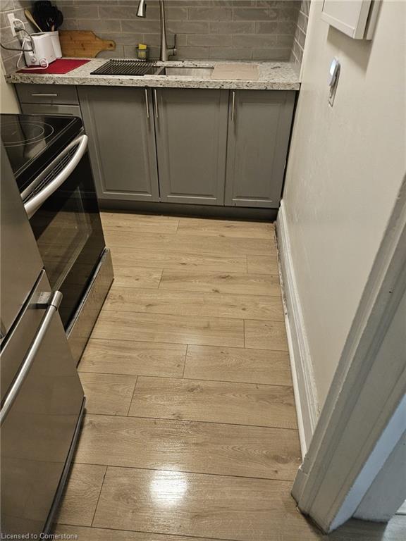 15 Ainslie Street N Property Photo 7