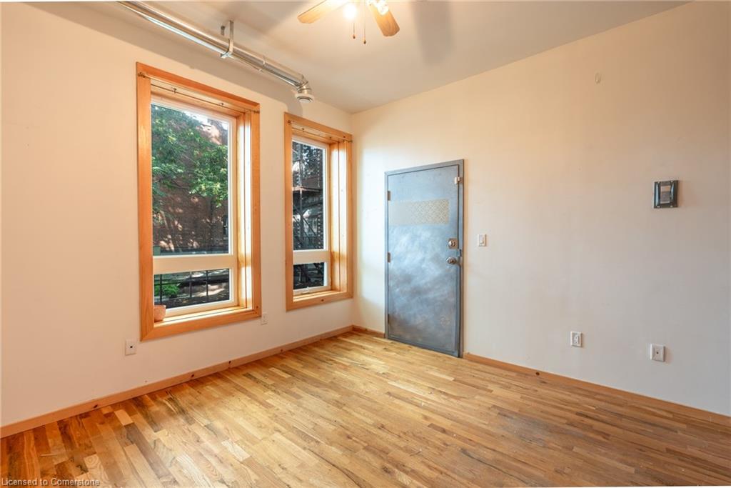 197 James Street N Property Photo 14