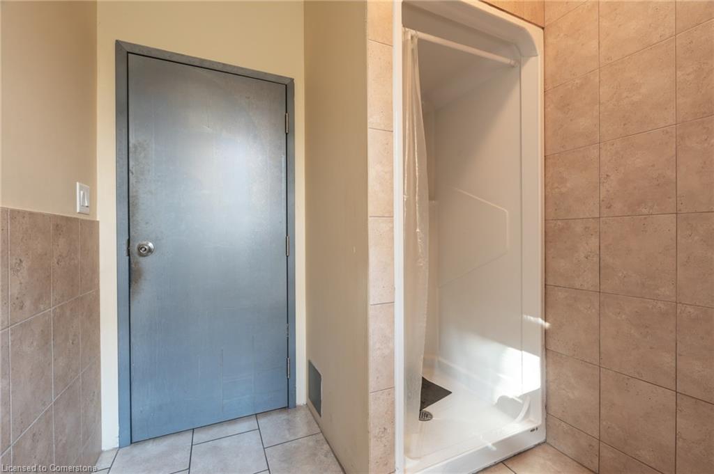 197 James Street N Property Photo 19