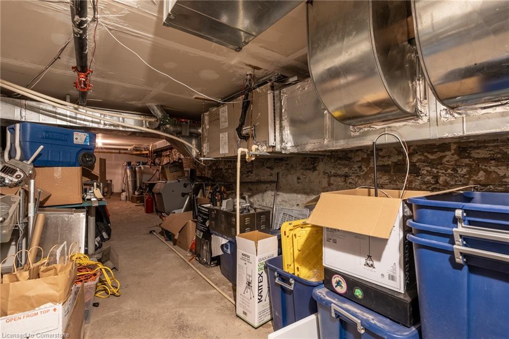 197 James Street N Property Photo 41