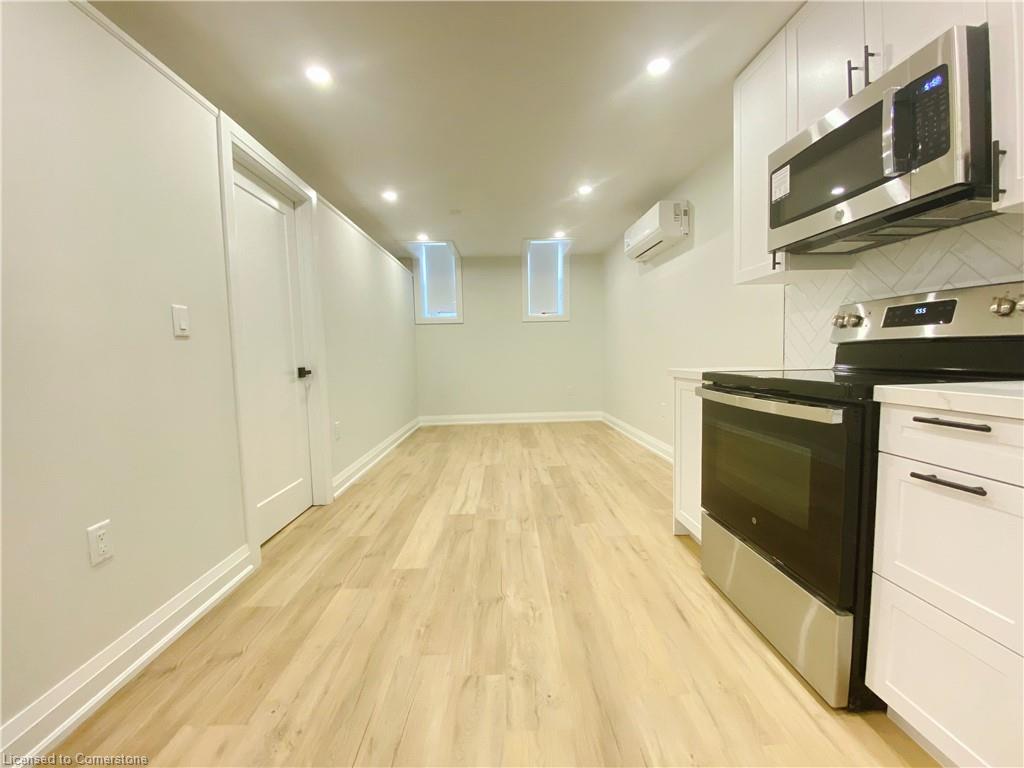 6-588 Barton Street E Property Photo 3