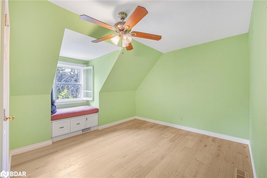 5992 Eighth Line Property Photo 11