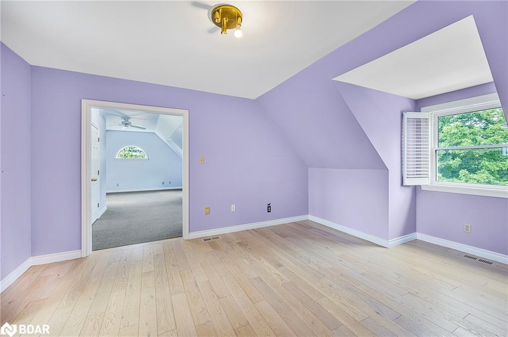 5992 Eighth Line Property Photo 15