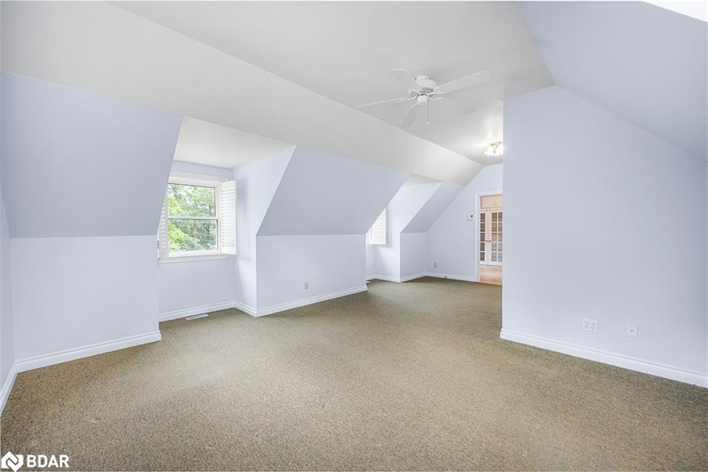 5992 Eighth Line Property Photo 18