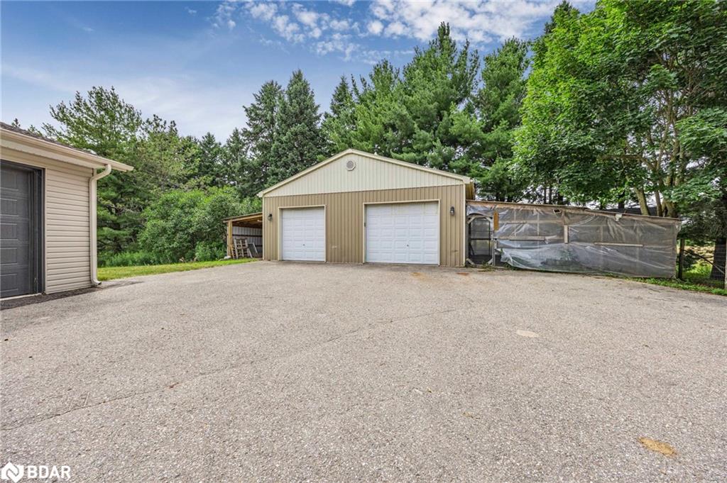 5992 Eighth Line Property Photo 21