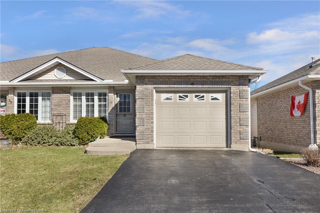 33b Lingwood Drive Property Photo