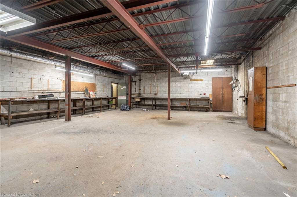 178 Mary Street Property Photo 10