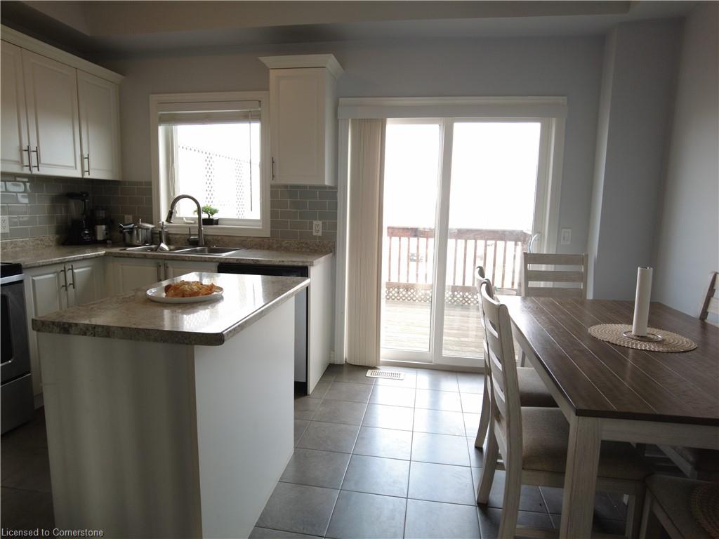 30 Bloom Crescent Property Photo 10