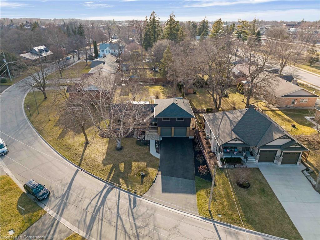 1 Maple Lane Property Photo 3