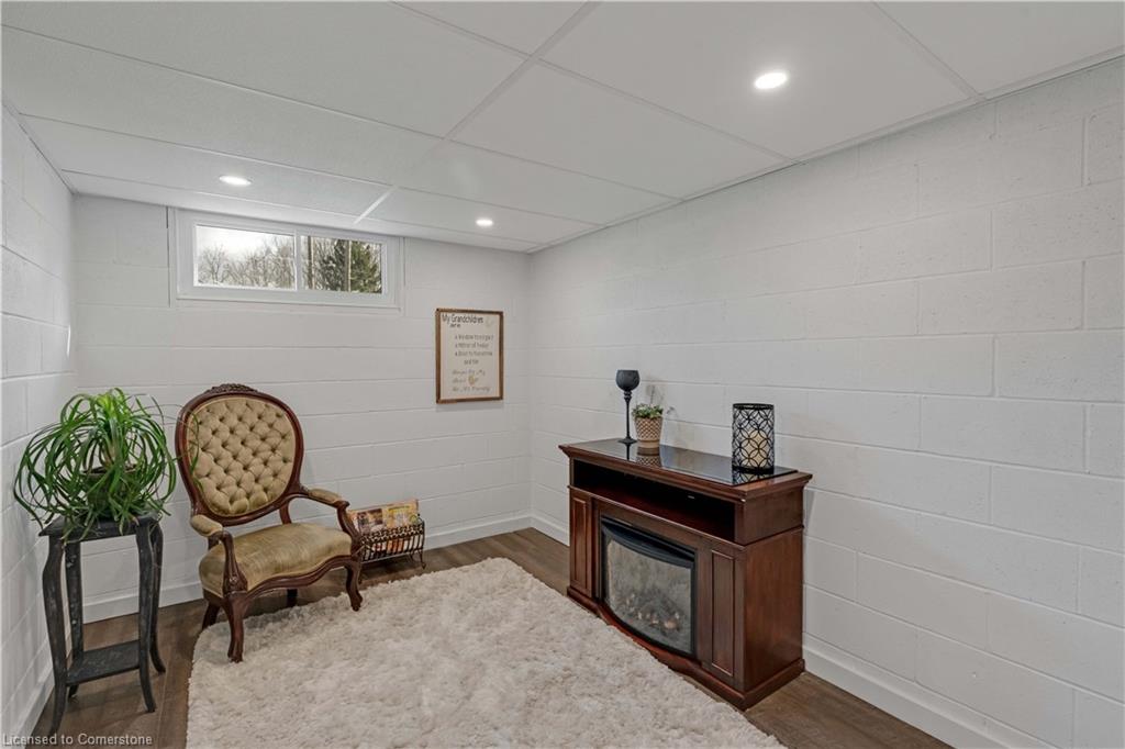 1 Maple Lane Property Photo 39