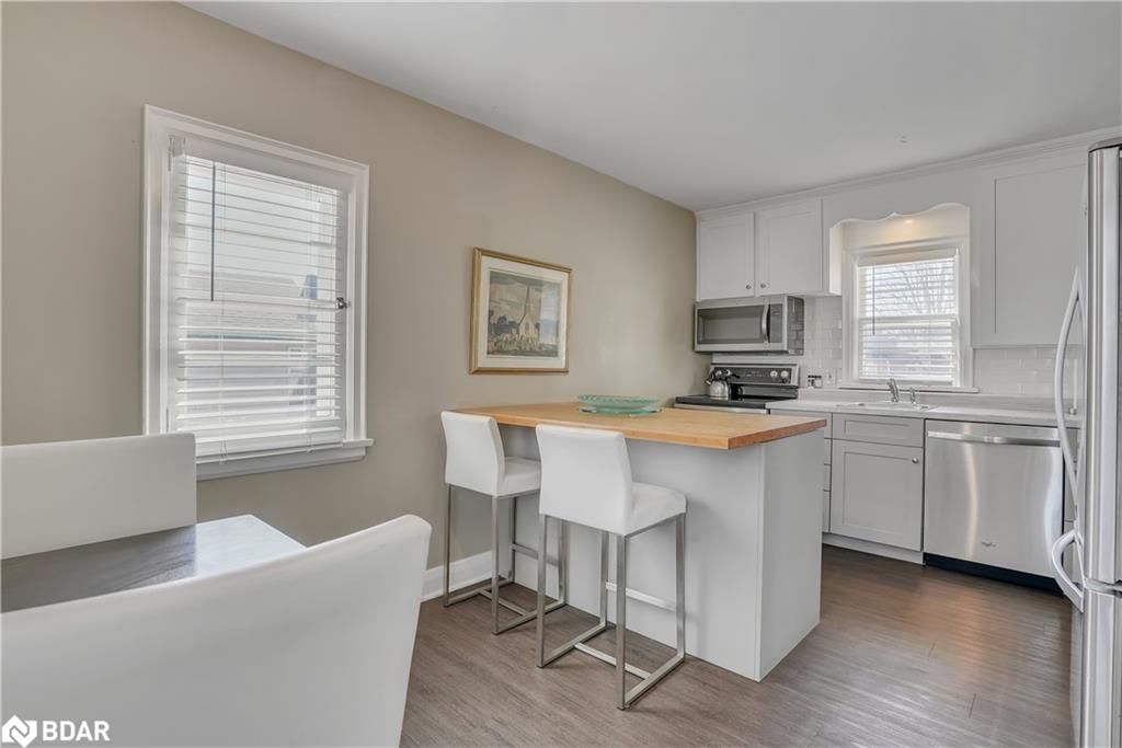 15 Parkside Drive Property Photo 2