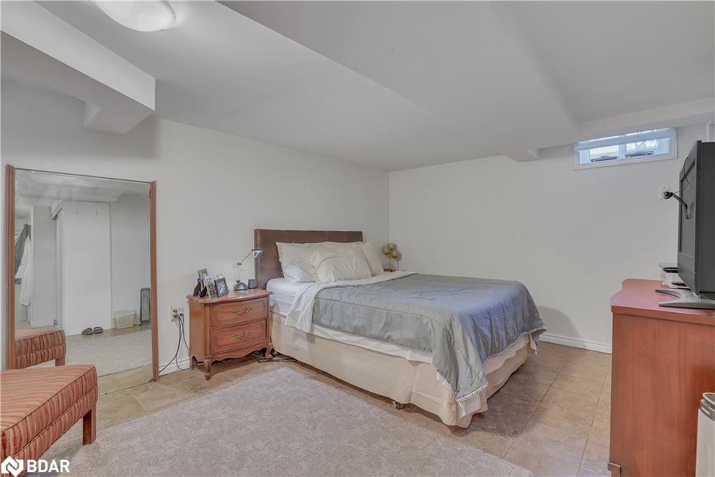 15 Parkside Drive Property Photo 14