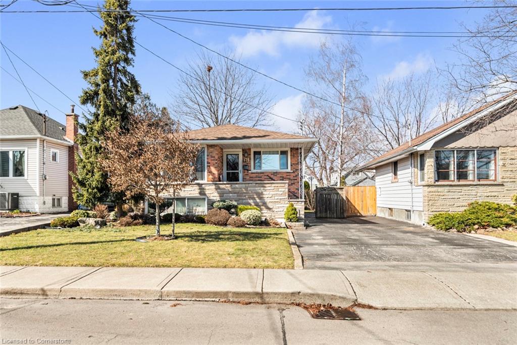 176 Walter Avenue S Property Photo 3