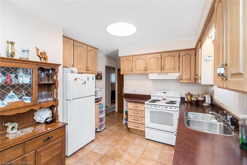 176 Walter Avenue S Property Photo 15