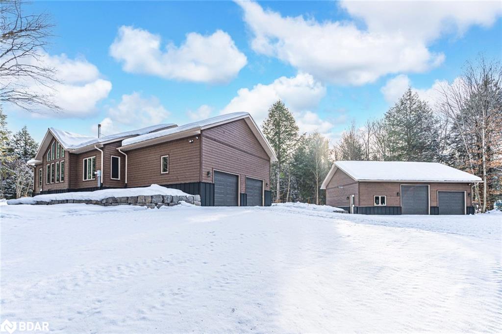 Utterson Real Estate Listings Main Image