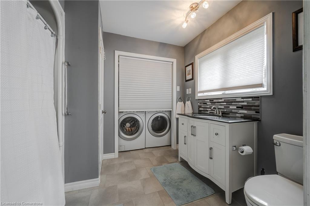6274 Spruce Street Property Photo 11