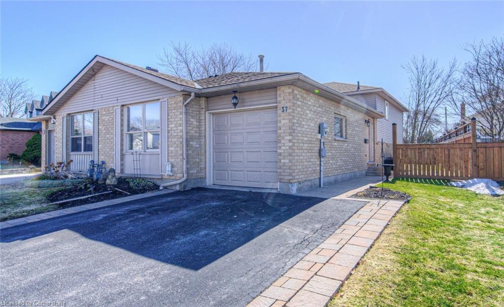 37 Sandalwood Drive Property Photo