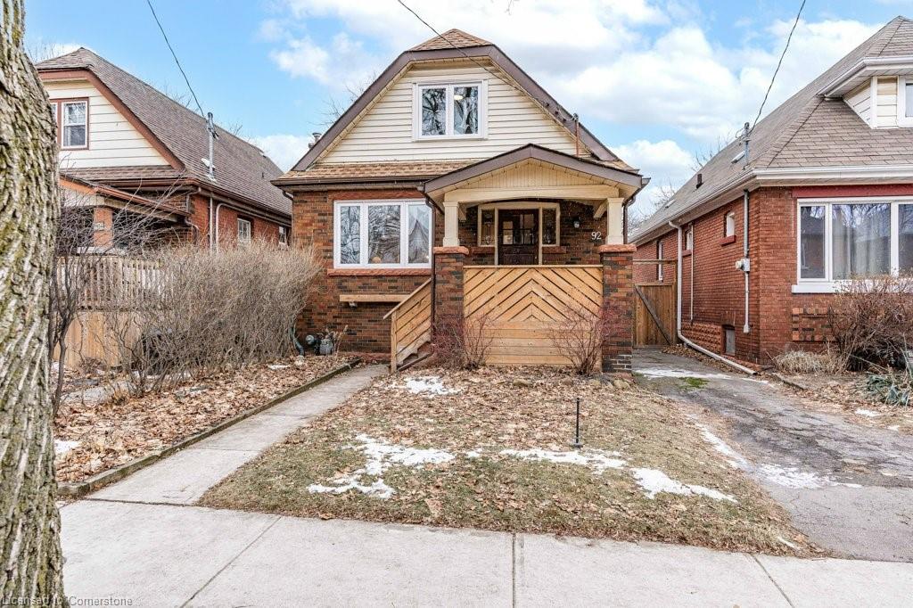 92 Graham Avenue S Property Photo