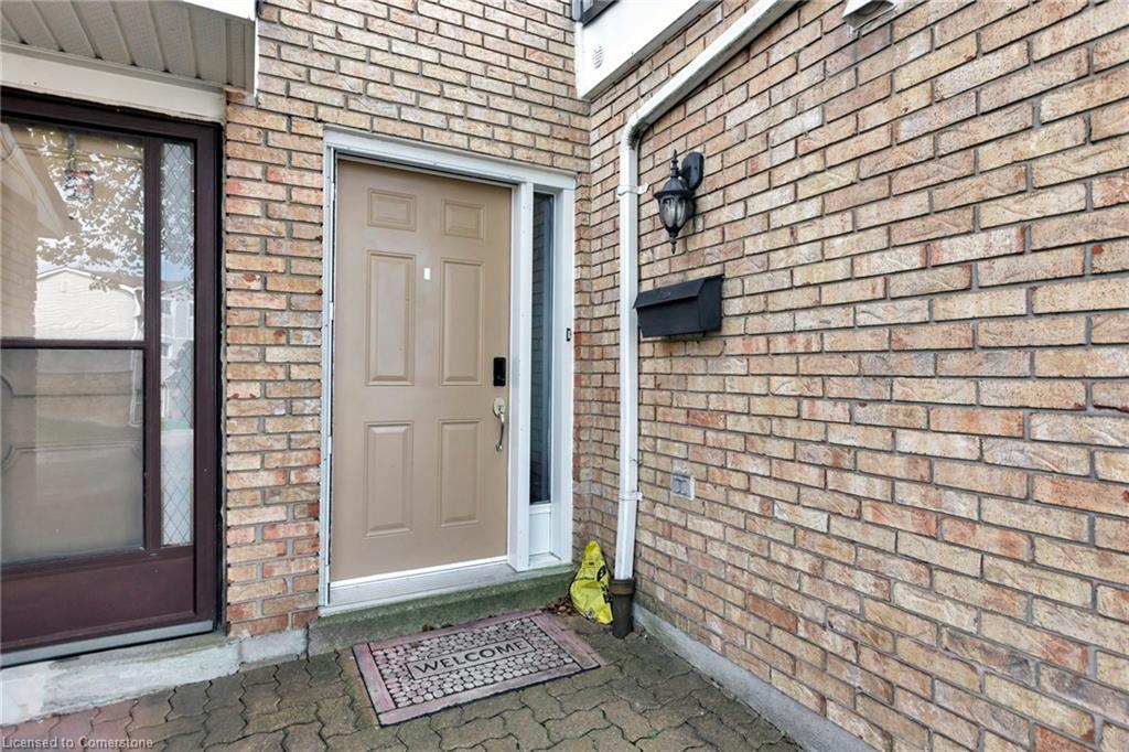 60-11 Harrisford Street Property Photo 5