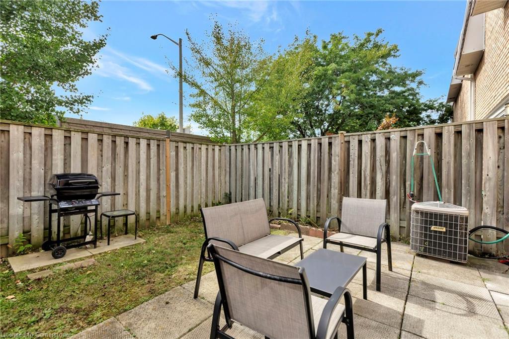 60-11 Harrisford Street Property Photo 27